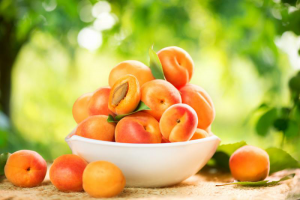 Fresh Peaches - Mindful Eating